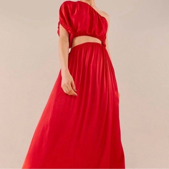 FARM Rio Dresses & Skirts - Farm Rio One Shoulder Cutout Maxi Dress Size M
Red Puff Sleeve